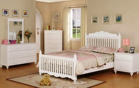 Как подобрать обои под белую мебель